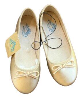 ThereAbouts Memory Foam Gold Ballet Flats New NWT Size 13 Lexi Style